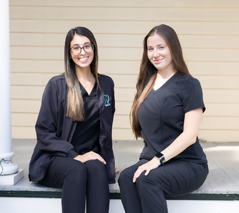 Kyra and Kaitlyn of the Muench Orthodontics team